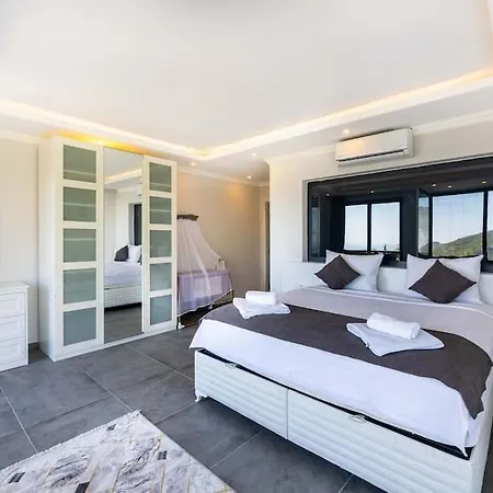Enfes Manzarali Lueks Paragon Villa Kas